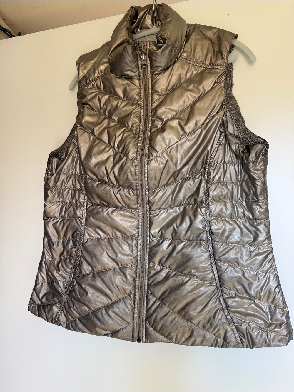 Atleleta super light down vest